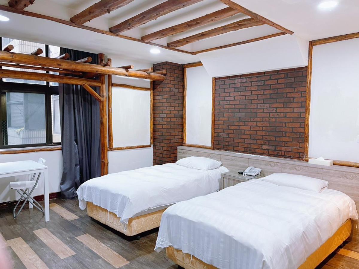 A22 Wei Lu Hotel Чжунли Экстерьер фото