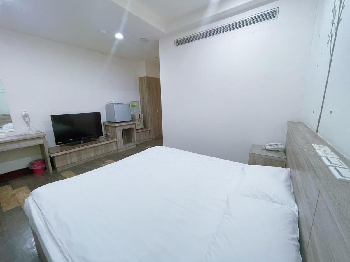 A22 Wei Lu Hotel Чжунли Экстерьер фото